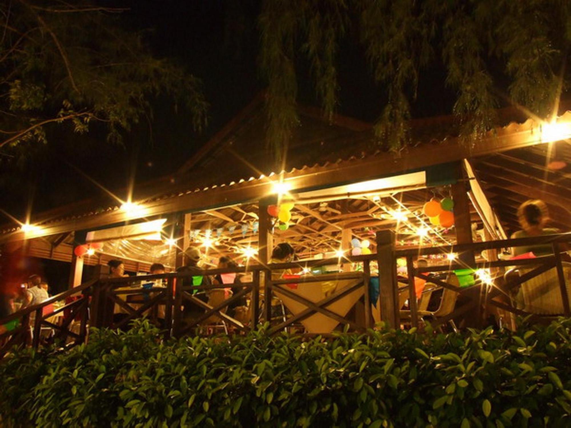 湾景海滩度假酒店 班克鲁特 外观 照片